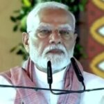 प्रधानमंत्री नरेंद्र मोदी ने जम्मू-कश्मीर के पहलगाम में हुए आतंकी हमले पर शनिवार को कड़ा बयान जारी करते हुए कहा है कि इस हमले का निर्णायक बदला लिया जाएगा। उन्होंने कहा कि हम इस हमले का बदला लेने के लिए पूरी तरह प्रतिबद्ध हैं। बता दें कि 22 अप्रैल को पहलगाम के बैसरन घाटी में हुए आतंकी हमले में 26 लोगों, जिनमें ज्यादातर पर्यटक थे, की जान चली गई थी। आतंकियों ने लोगों की धार्मिक पहचान पूछकर, उन्हें कलमा पढ़ने को कहकर, गोली मारी थी।
