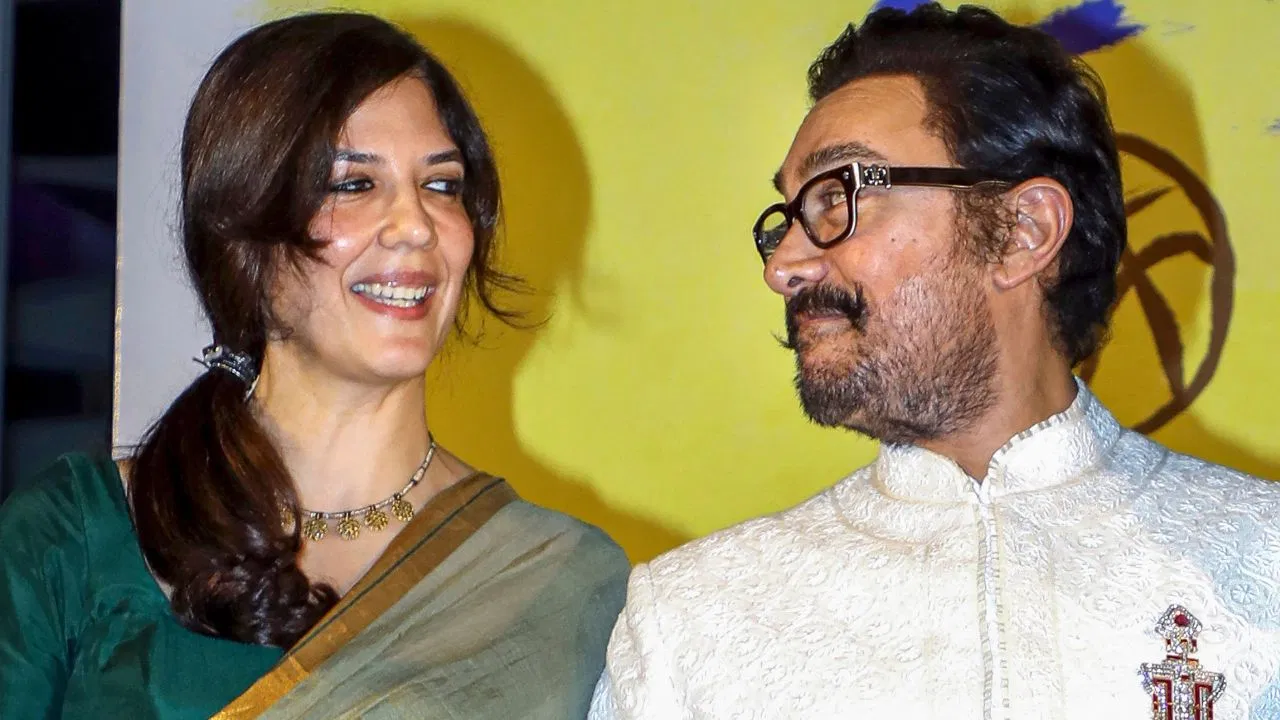 एक्टर आमिर खान ने एक इंटरव्यू में अपनी गर्लफ्रेंड गौरी को लेकर बात की. उन्होंने कहा, 'मैं और गौरी एक-दूसरे को लेकर बहुत ज्यादा सीरियस हैं. हम पार्टनर्स हैं, साथ हैं. अपने दिल में मैं उनसे शादी कर चुका हूं. अब इसे औपचारिक रूप देना है या नहीं, ये वक्त के साथ तय होगा. दोनों सीरियस रिलेशनशिप में हैं' #aamirkhan #gauri #bollywood #entertainment #girlfriend #relationship #relation