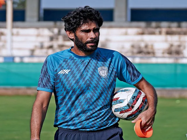 पूर्व भारतीय अंतरराष्ट्रीय खिलाड़ी और वर्तमान में इंडियन सुपर लीग की टीम जमशेदपुर एफसी के मैनेजर 48 वर्षीय जमील को अखिल भारतीय फुटबॉल महासंघ (एआईएफएफ) की कार्यकारी समिति ने तीन सदस्यों की सूची में से चुना है।