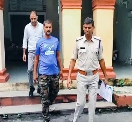 उज्जैन: प्याज के विवाद में पिता को आग लगाने वाला बेटा गिरफ्तार