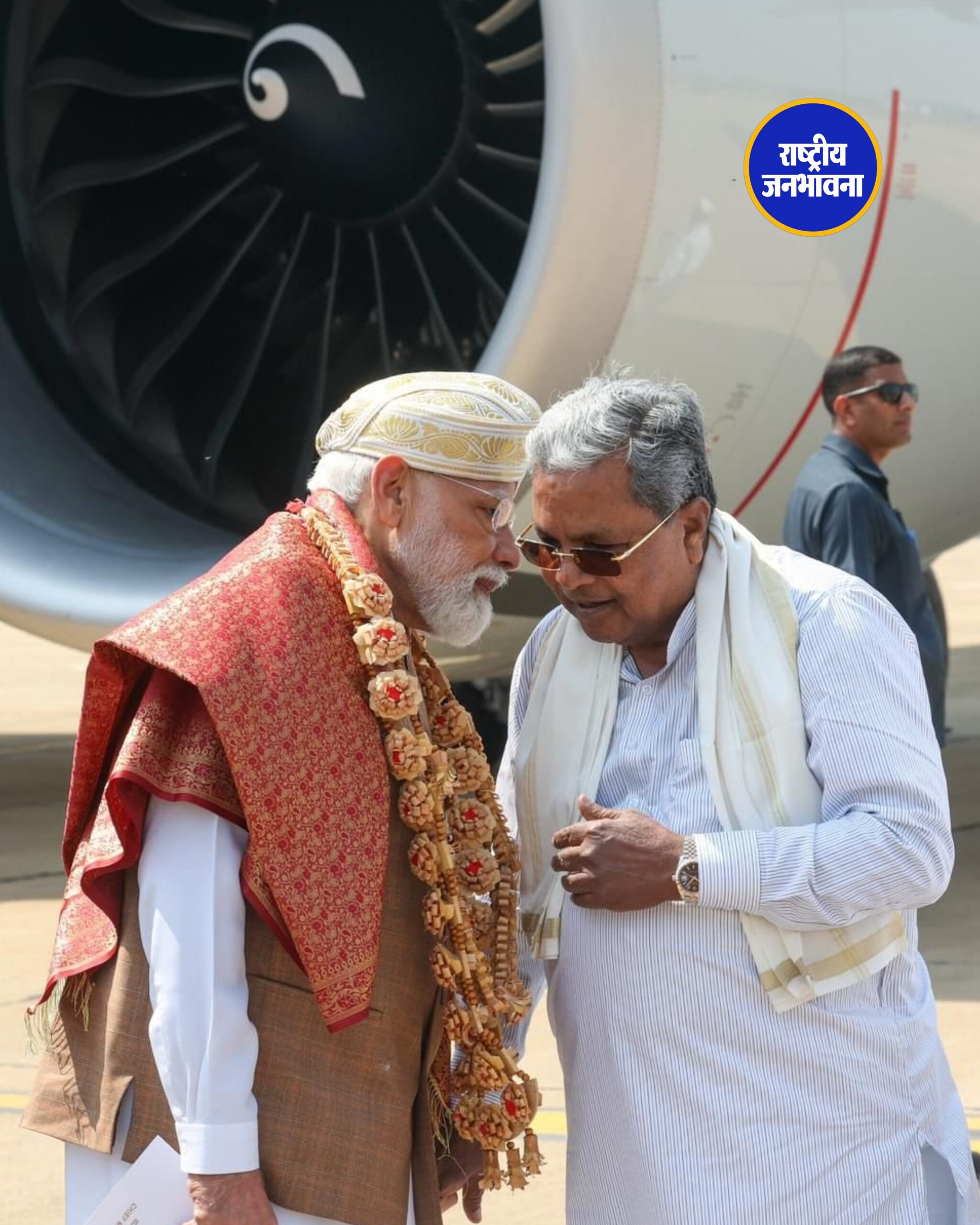 प्रधानमंत्री नरेंद्र मोदी का बेंगलुरु में गर्मजोशी से स्वागत किया गया,