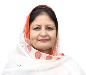 खजराना की पार्षद रुबीना के खिलाफ शिकायत करने पहुंचा स्क्रैप व्यापारी